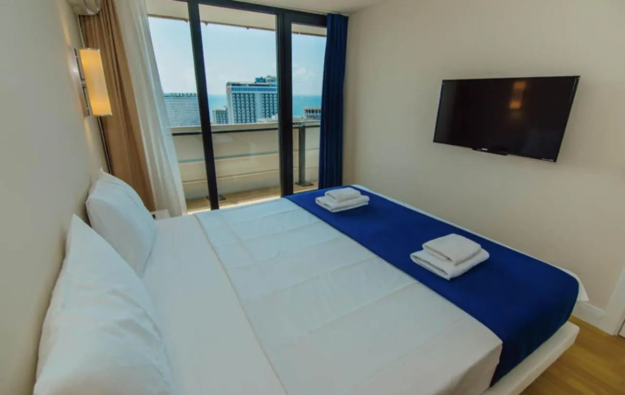 Delux Sea View Aparthotel In Orbi City Batumi 5*,